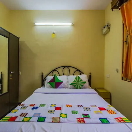 Oyo 12926 Home Elegant 1Bhk Colva Beach